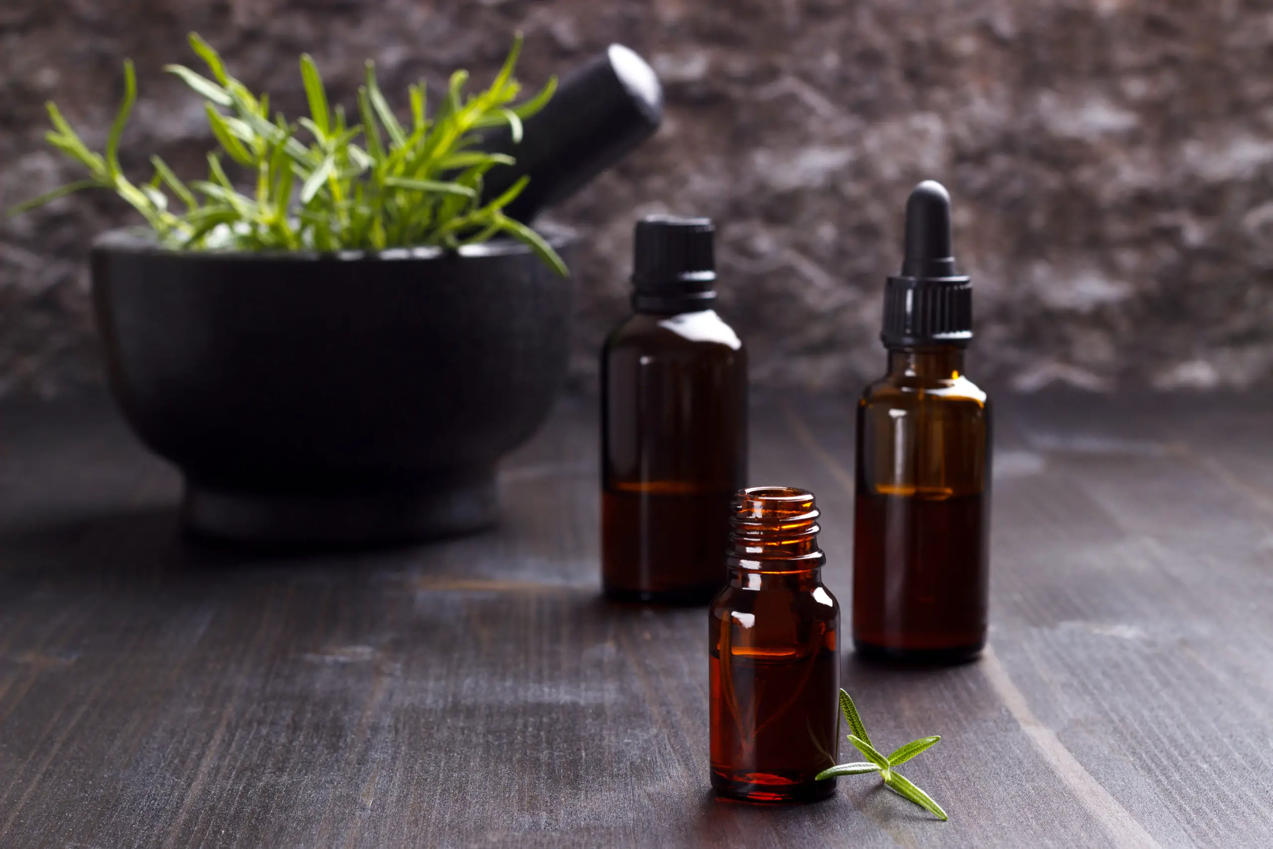 6 Essential Oils for Beginners to Raise Your Vibrations